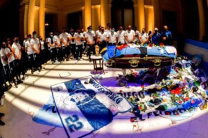 Диего Марадоны: похороны
