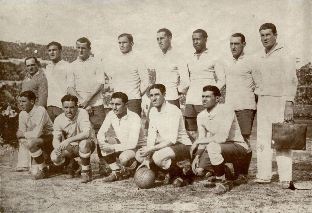 Сборная Уругвая - чемпион мира 1930 года