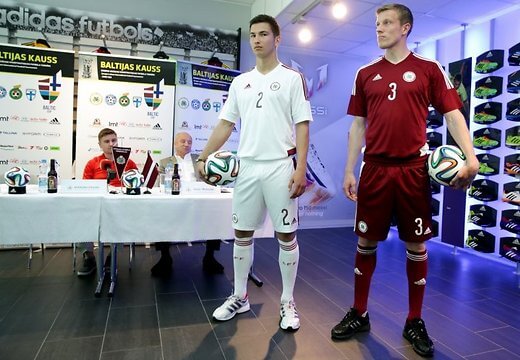 Сборная Латвии по футболу: форма