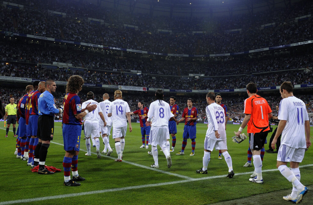 "Барселона": чемпионский коридор для "Реала"