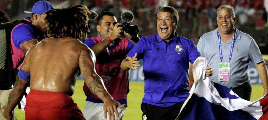 Эрнан Дорио Гомес - тренер сборной Панамы