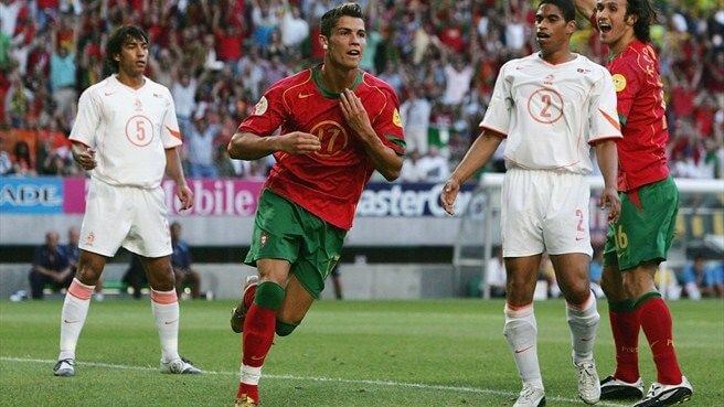 Голландия - Португалия на Евро-2004