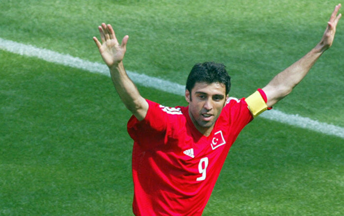 Хакан Шукюр - капитан сборной Турции