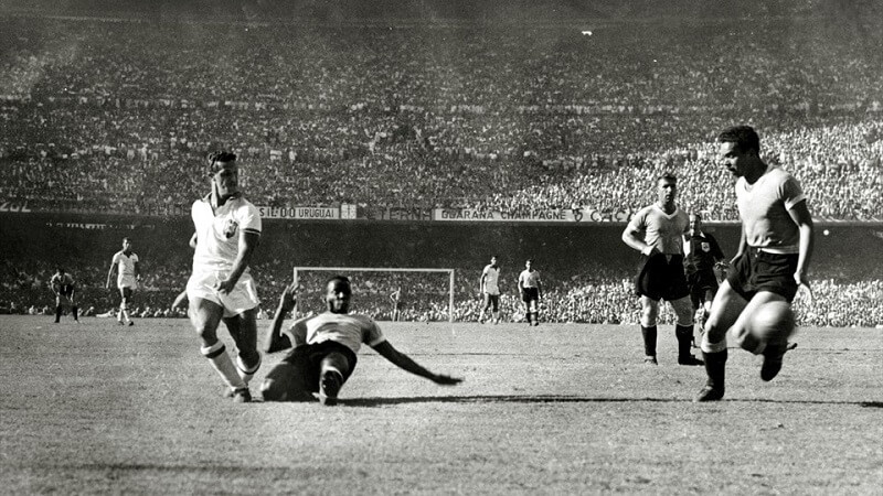 Бразилия - Уругвай, 1950 год: эпизод матча