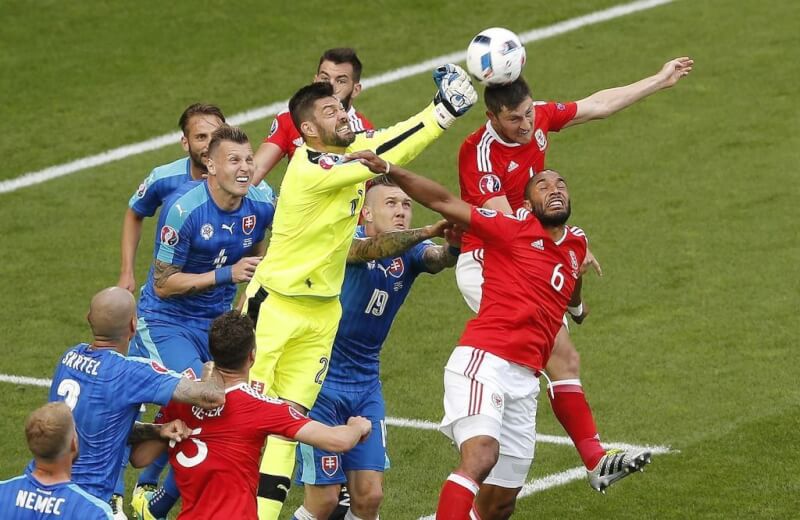 Уэльс - Словакия на Евро-2016 