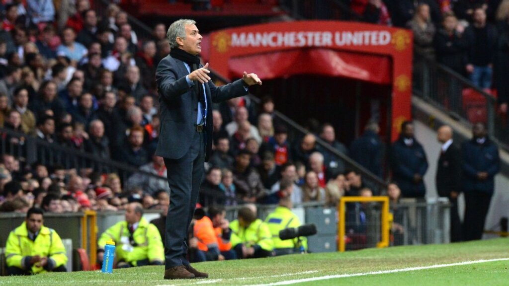Жозе Моуринью - тренер "Манчестер Юнайтед"