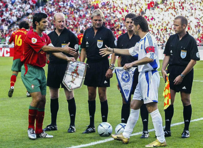 Финал Евро-2004: команды перед матчем