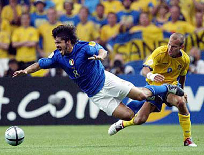 Евро-2004: Италия - Швеция