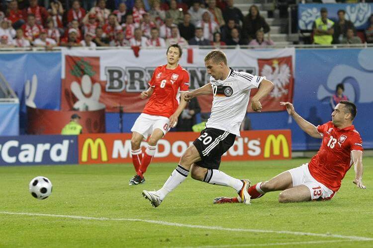 Лукас Подольски: гол сборной Польши