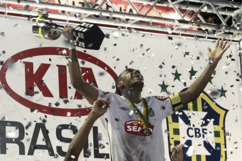 Робиньо - чемпион Бразилии