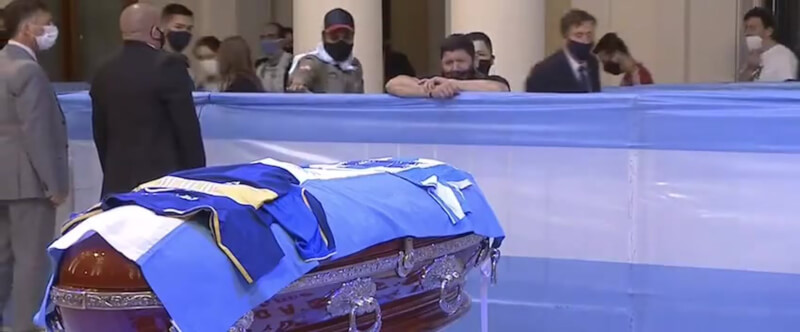 Диего Марадона: похороны