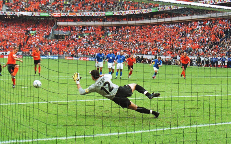 Евро-2000: Нидерланды - Италия