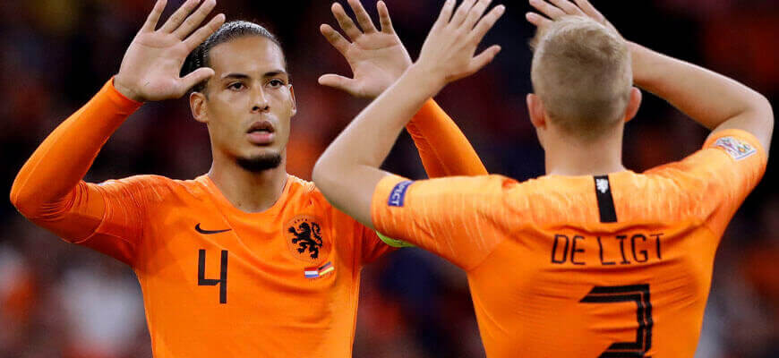 Лучшие защитники сборной Голландии