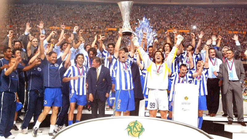 "Порту" - обладатель Кубка УЕФА-2003