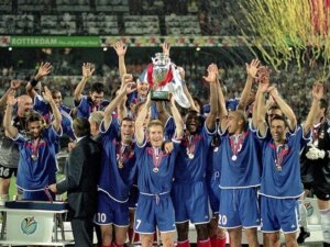 Чемпион Европы-2000 сборная Франции
