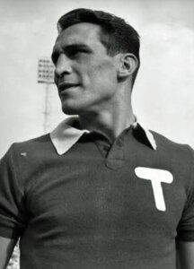 Футболист "Торино" Энцо Беарзот