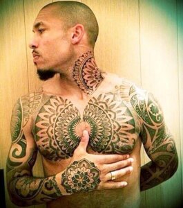 Найджел де Йонг: татуировки