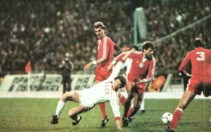 Отбор Евро-1984: СССР - Польша