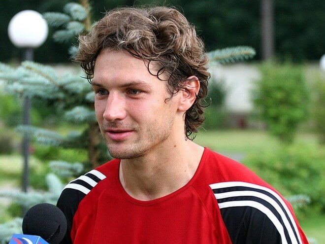 Футболист Дмитрий Сенников